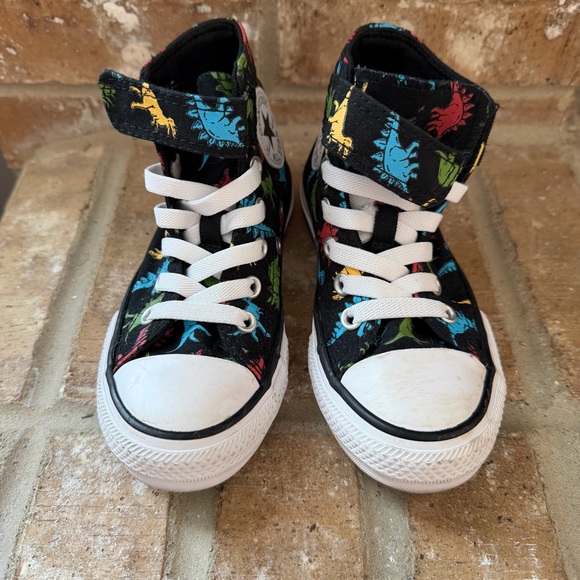 Converse Chuck Taylor All Star high-top sneakers  “Dinosaurs" print Kids 11 EUC - Picture 7 of 10